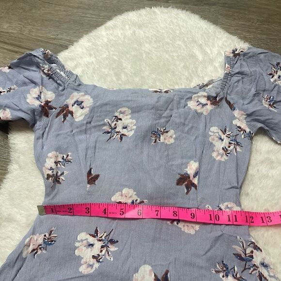 PrettyLittleThing Blue Off Shoulder Mini Dress Open Back Tie Floral Size 4 - Picture 8 of 10